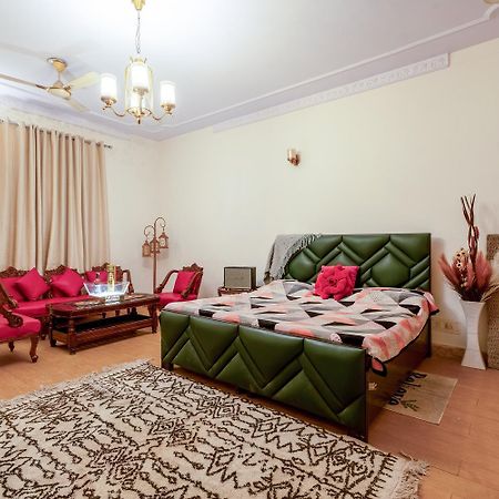 Boho Villa Gurugram คูร์เคาน์ ภายนอก รูปภาพ